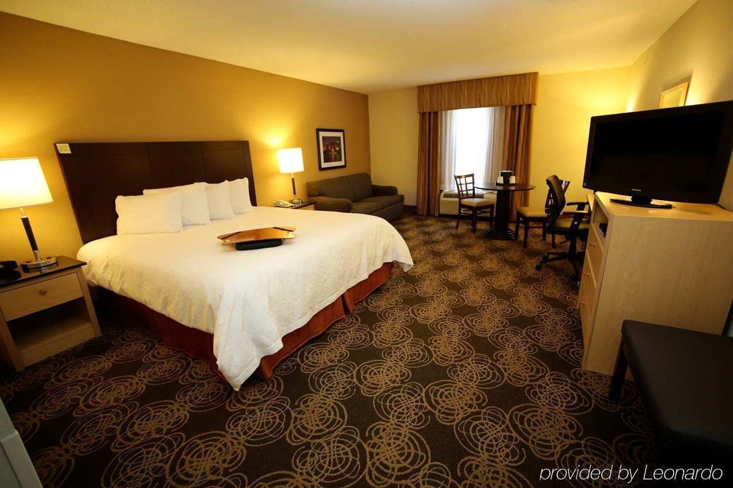 Hampton Inn & Suites Orlando-East Ucf Alafaya Exterior photo